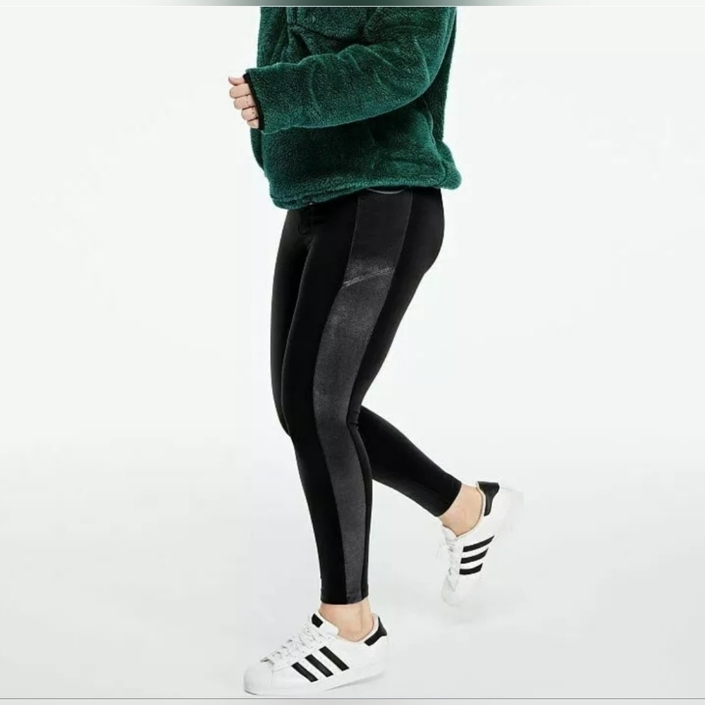 2pc Victoria's Secret PINK Set Velour Cropped tank & Leggings Black Green READ